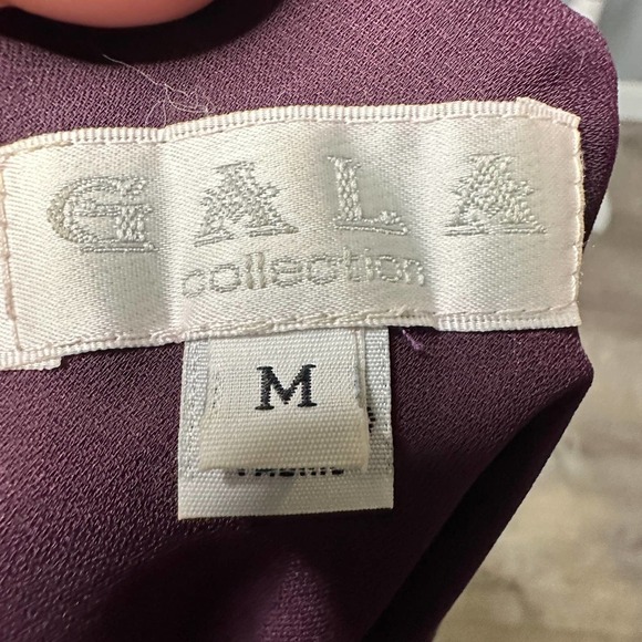 Gala Collection Gown Size Medium - Picture 6 of 7